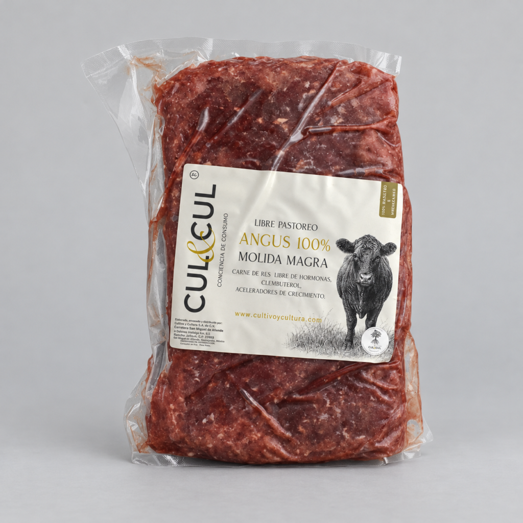 Carne molida magra de res Angus empacada al vacío con etiqueta CUL&CUL.