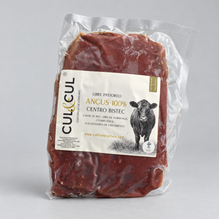 Centro bistec de res Angus empacado al vacío con etiqueta CUL&CUL.